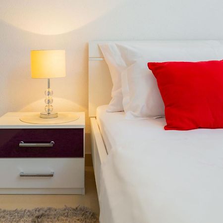 Apartments By The Sea Seget Vranjica, Trogir - 978 Room photo