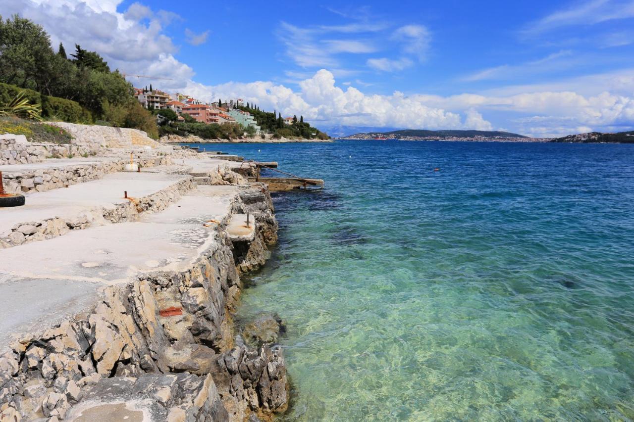 Apartments By The Sea Seget Vranjica, Trogir - 978 Exterior photo