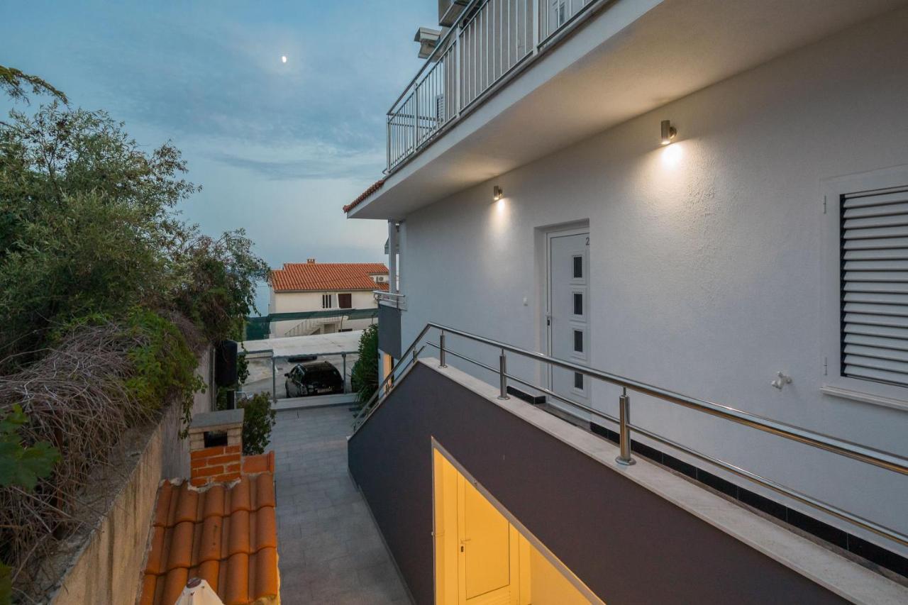 Apartments By The Sea Seget Vranjica, Trogir - 978 Exterior photo