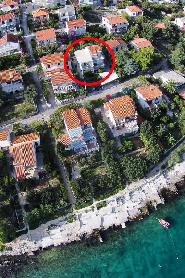 Apartments By The Sea Seget Vranjica, Trogir - 978 Exterior photo